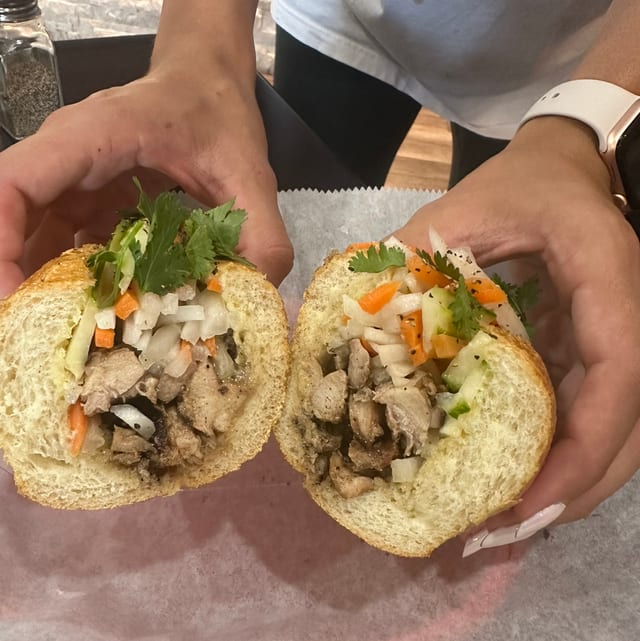 S3. Grilled Chicken (Gà Nuong).