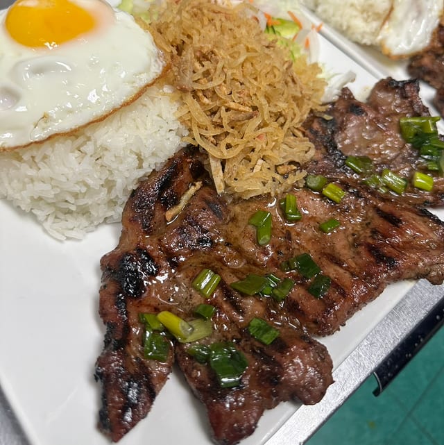 C2. Grilled Pork Plate (Com Suon Nuong).